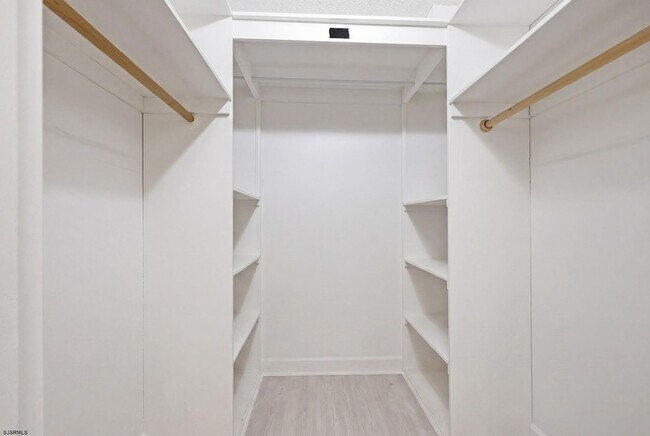 Building Photo - 2700 Atlantic Ave