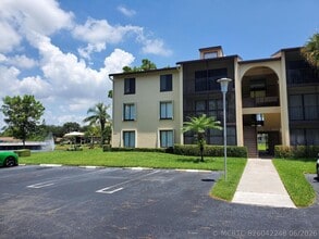 Building Photo - 603 Sea Pine Way