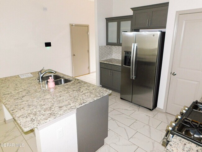 Building Photo - 13849 Sky Harbor Ave