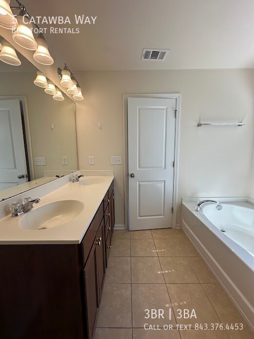 Building Photo - 5 Catawba Way