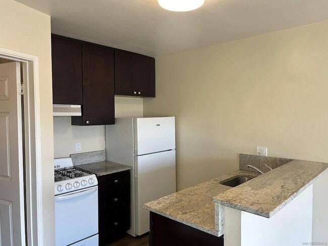 Building Photo - 1646 Brookes Ave