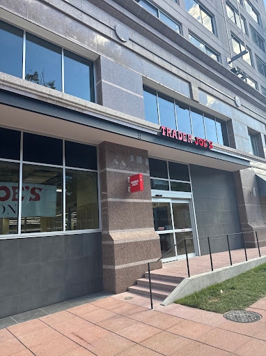 Building Photo - 4515 Willard Ave