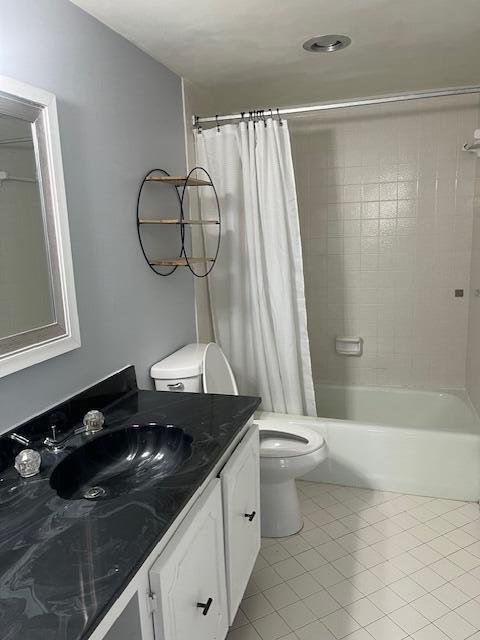 Building Photo - 336 Golfview Rd