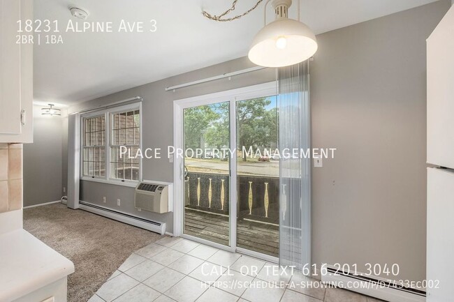 Building Photo - 18231 Alpine CT #3 - Upper level 2bed/1bat...