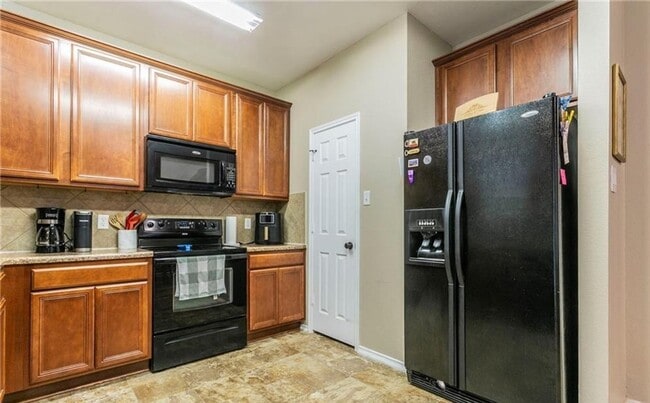 Building Photo - 3-bedroom 2.5 bathroom house for rent!