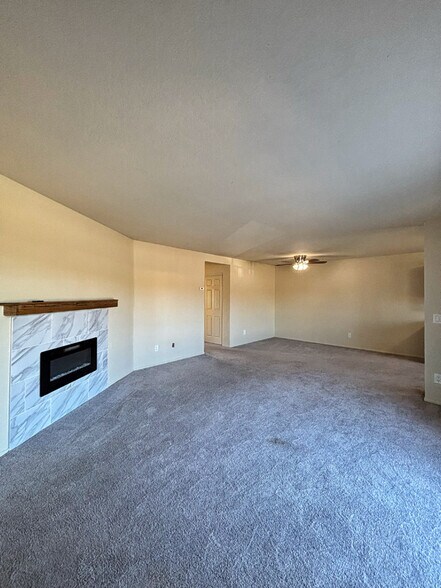 Primary Photo - 126 W Electric Ave