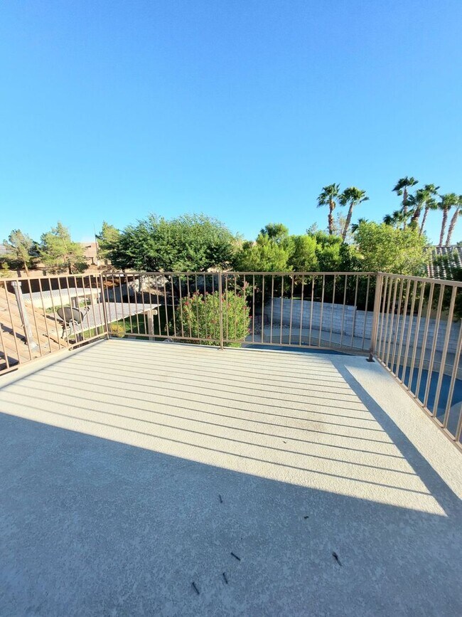 Building Photo - GREEN VALLEY RANCH