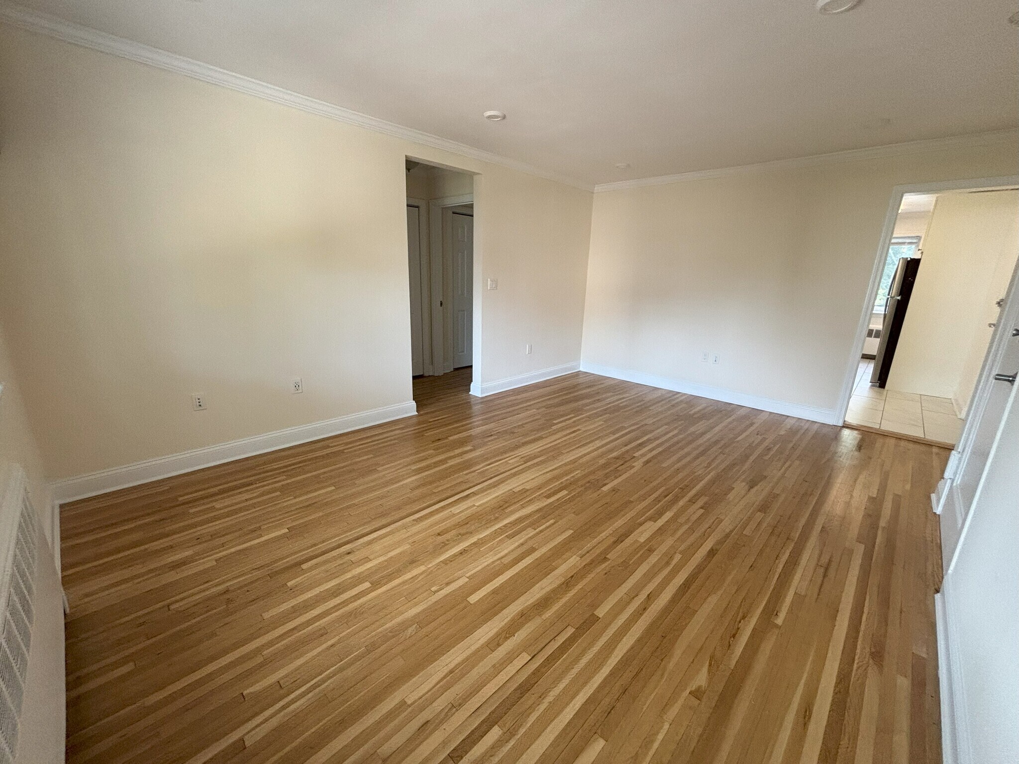 Building Photo - 153 Saint Paul St