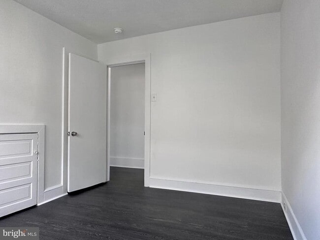 Building Photo - 411 Burmont Rd