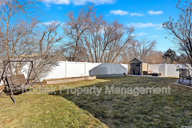 Building Photo - 1668 W Rockbridge Dr
