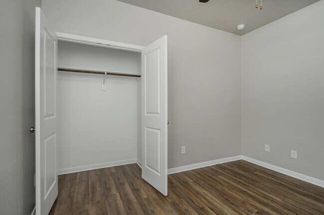 Building Photo - 1136 Trellis Pass