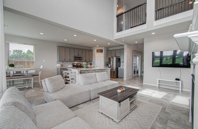 Building Photo - 2202 Anzio Ct