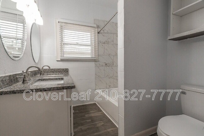 Building Photo - 112 W Hermine Blvd