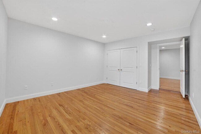 Building Photo - 142 Bannon Ave