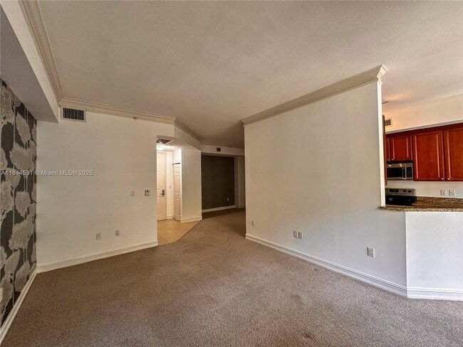 Building Photo - 3001 NE 185th St