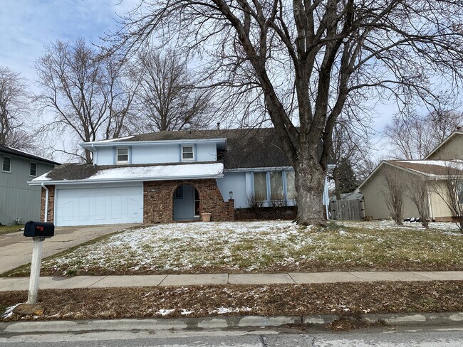 Building Photo - 14706 Harvey Oaks Ave