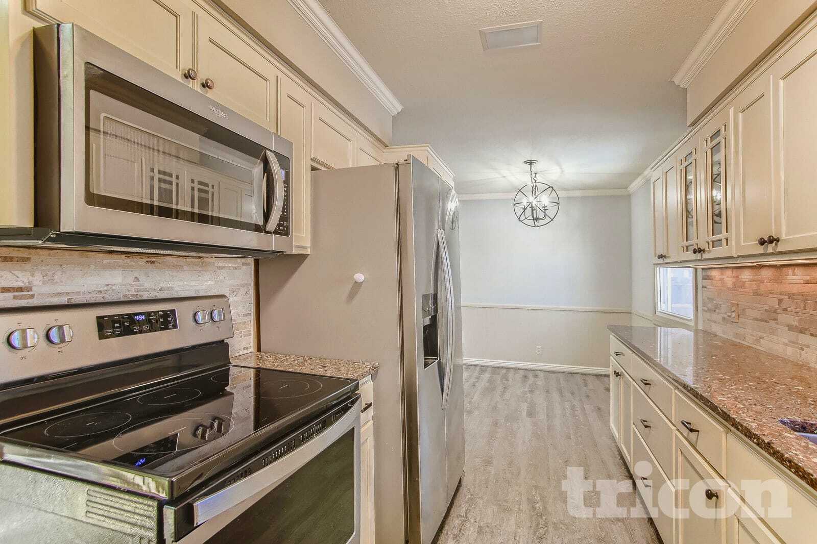 Building Photo - 8407 Lower 208th St W