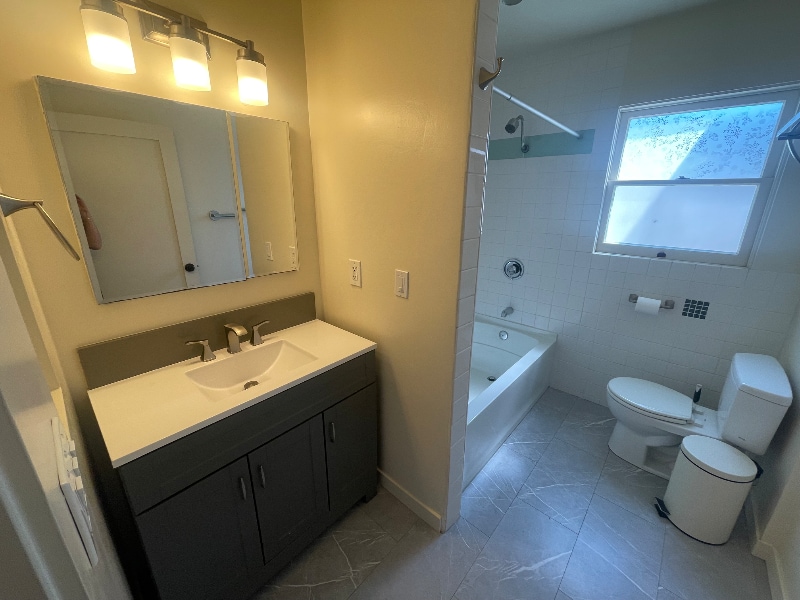 Building Photo - 4180 Blackton Dr