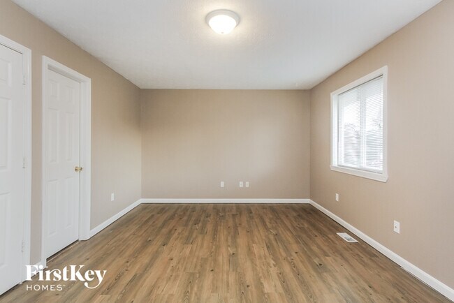 Building Photo - 7639 Gunyon Dr