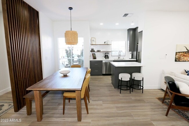 Building Photo - 11333 N 92nd St