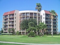 Building Photo - 2900 Ashley Dr
