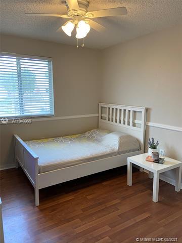 Building Photo - 7026 SW 164th Ct