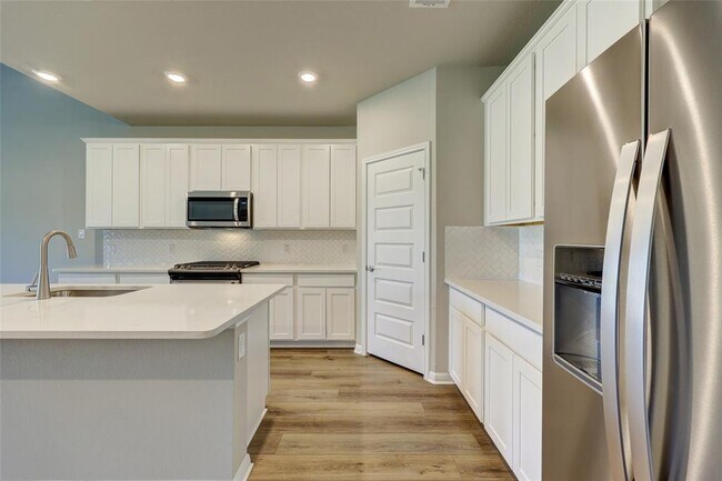 Building Photo - 117 Fairmeadow Downs Dr