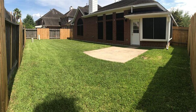 Building Photo - 4715 Schiller Park Ln
