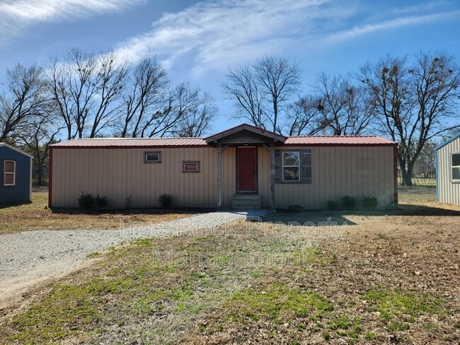 Building Photo - 19043 County Rd 1567