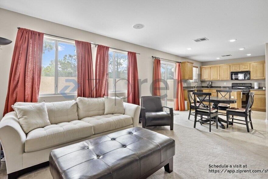 Building Photo - 5580 Avent Ferry St