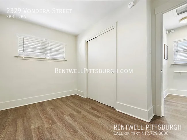 Building Photo - 2329 Vondera St