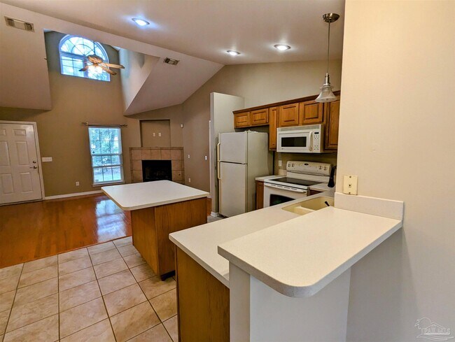 Building Photo - 9150 Stillbridge Ln