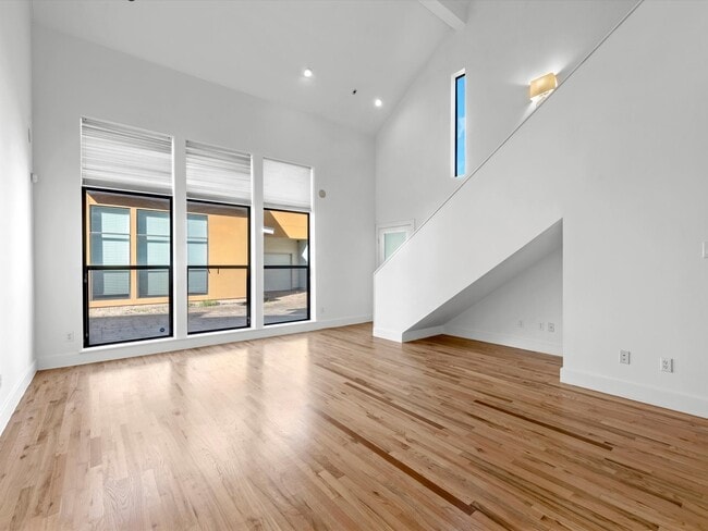 Building Photo - 4421 Eigel St