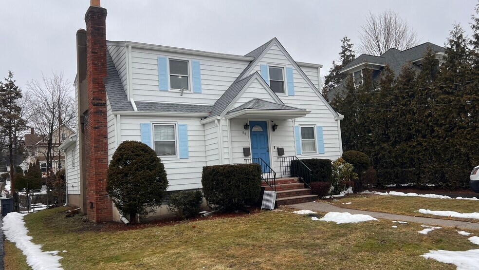 Building Photo - 86 N Walnut St