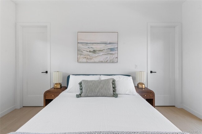 Building Photo - 319 Wilmot Rd