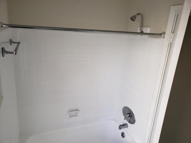 Building Photo - 3637 S Olive Ave