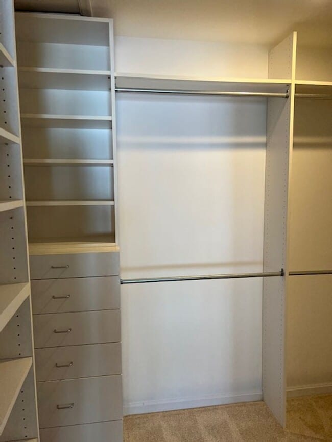 Building Photo - LUXURIOUS MAGRUDER BUILT TOWNHOME