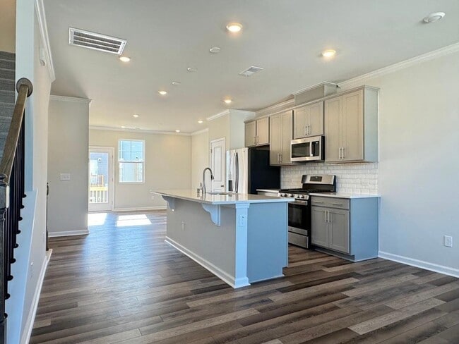 Building Photo - 1729 Barrett Run Trl