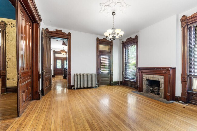 Building Photo - Huge Brick House in Victorian Village/Short North, Beautiful Woodwork 3 Car Garage and Swimming pool