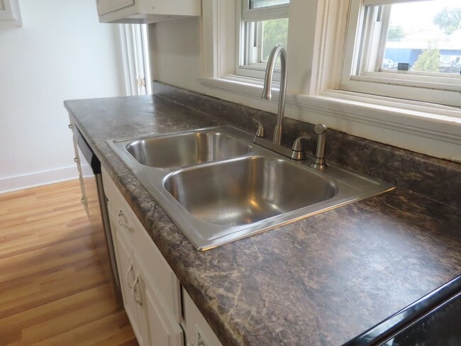 Building Photo - PLANNING ONLY - Mid May - Are you ready to take the next step with your business?  Commercial Hom...