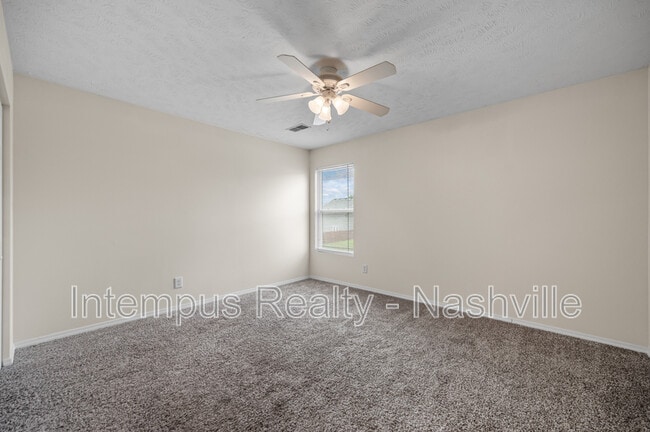 Building Photo - 3236 Woodpoint Dr