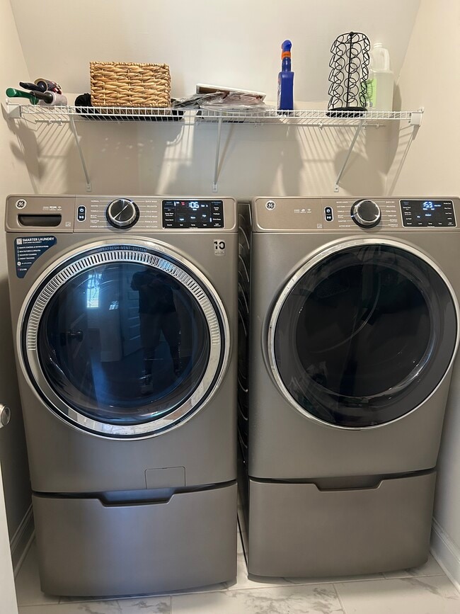 Building Photo - 1390 Cobbler Ct