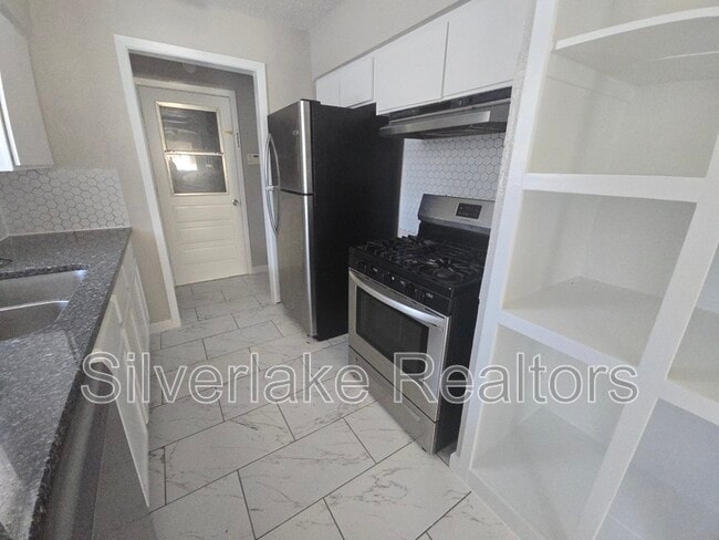 Building Photo - 2900 Laramie St