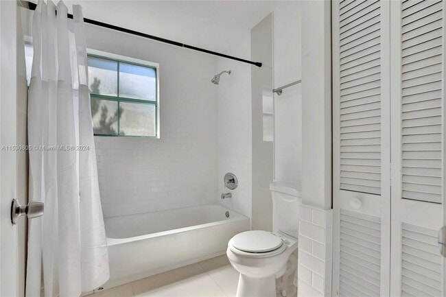 Building Photo - 1381 NW 126th Way