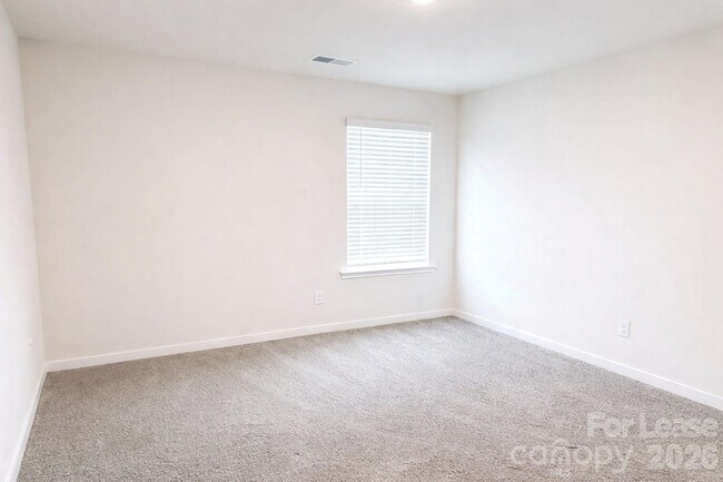 Building Photo - 116 Windstone Cmn Ln