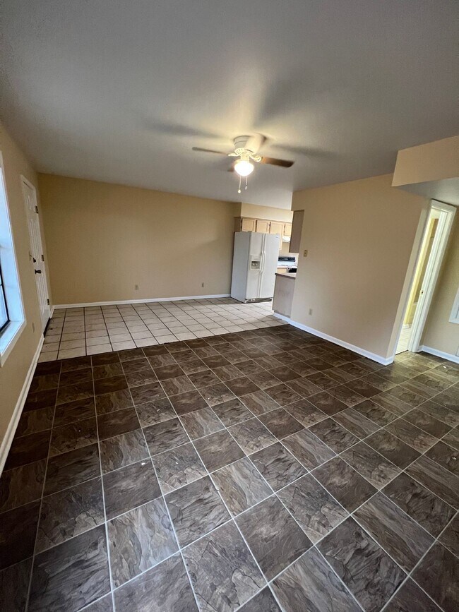 Building Photo - "Charming 2-Bedroom Retreat in Jonesboro – Cozy 750 Sq Ft Home Awaits!"