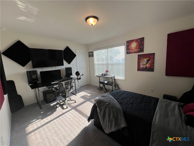 Building Photo - 29909 Sestra