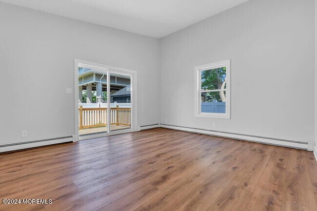 Building Photo - 30 Cedar St