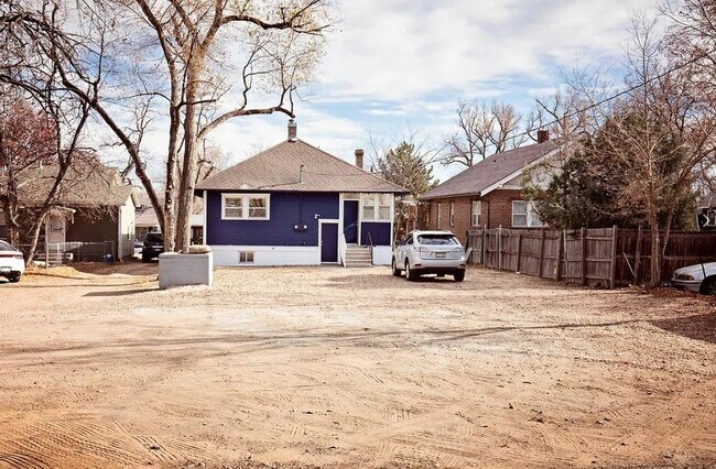 Building Photo - 2021 8th Ave