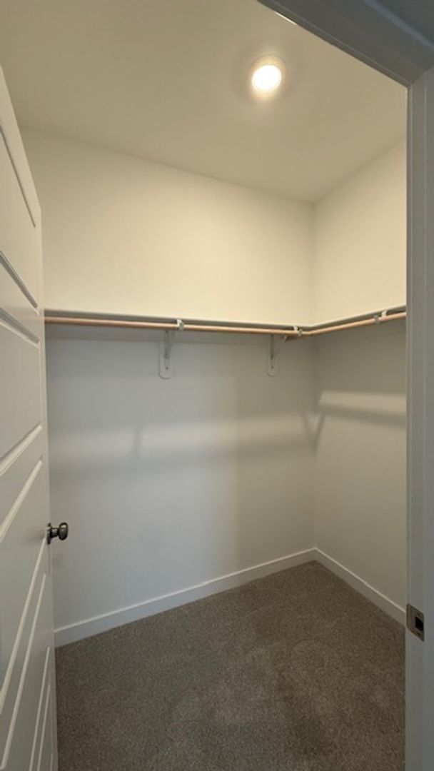 Building Photo - 12505 Camino Glorieta, Bakersfield, CA 93311